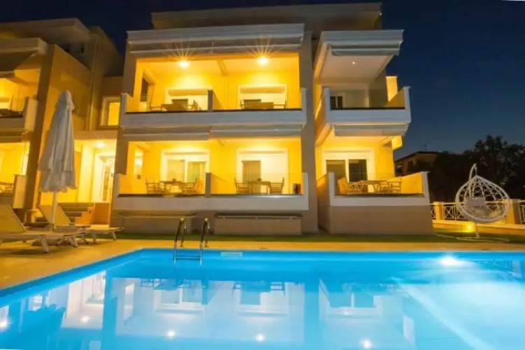 CASA DI GEORGIOS LUXURY SUITES intertrip
