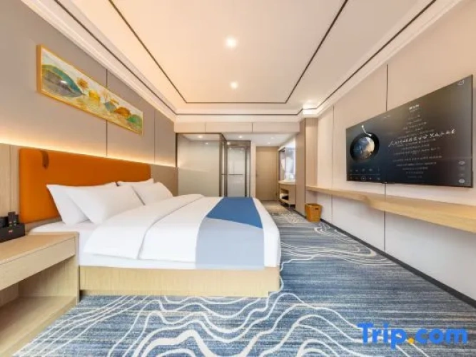 Standard Double room with view
