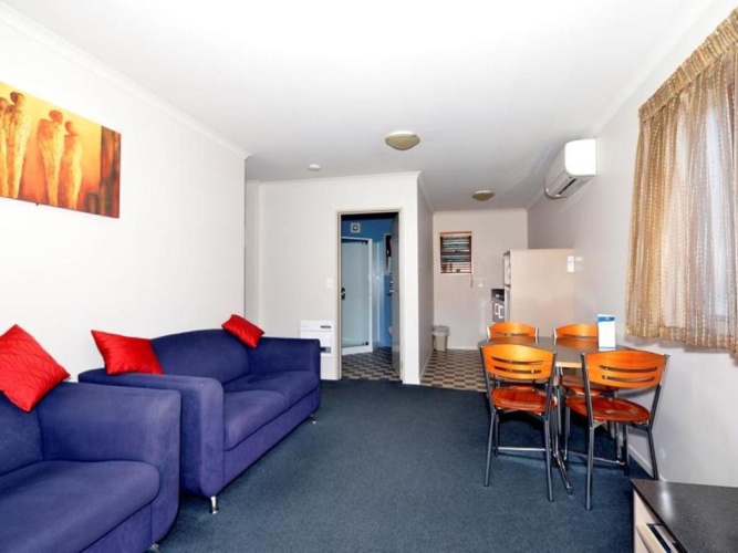 2 Bedrooms Suite