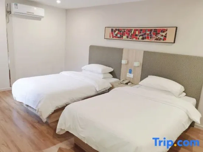 Economy Twin room
