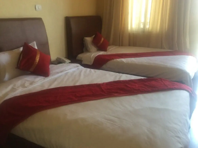 Samantha Hotel