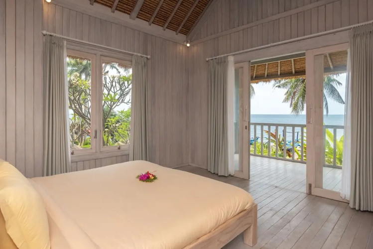 Villa Lotus