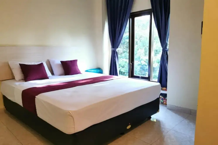 Hotel O Majest