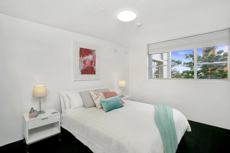Modern Two Bedroom Apartment with Views - HARIS