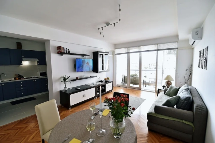 2 Bedrooms Apartment with balcony