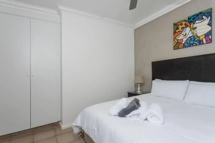 44 Long Island, Ballito