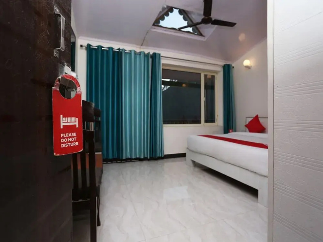 Hotel Uttaranchal Inn