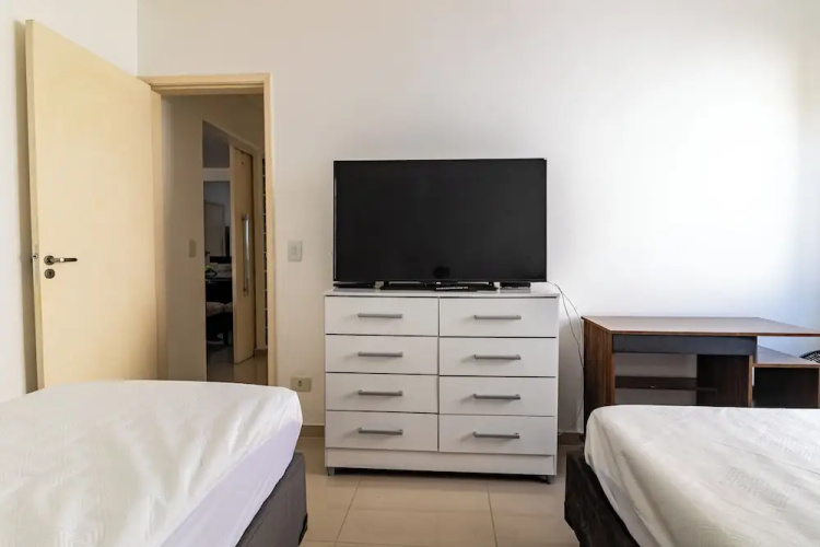 Apartamento Enseada 32