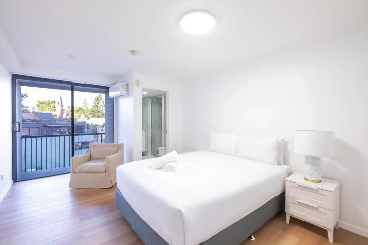 River Plaza Apartments