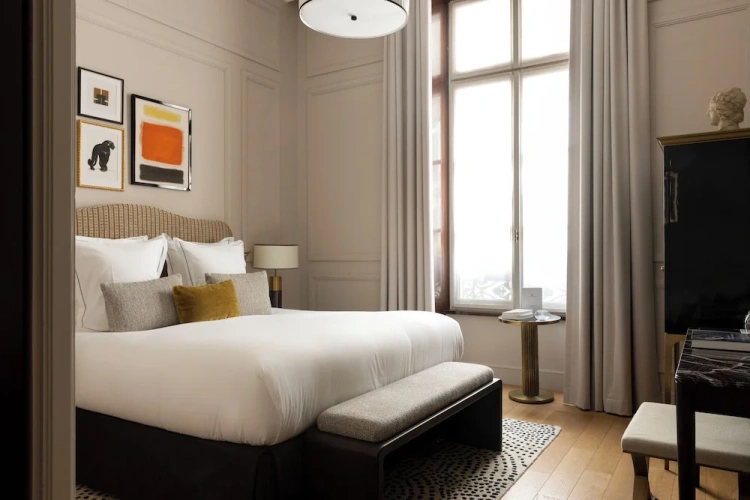 Superior room