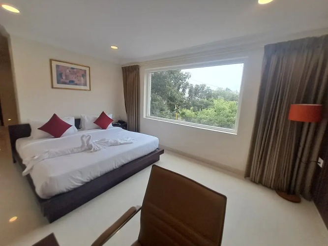Amber Hotel Nungambakkam