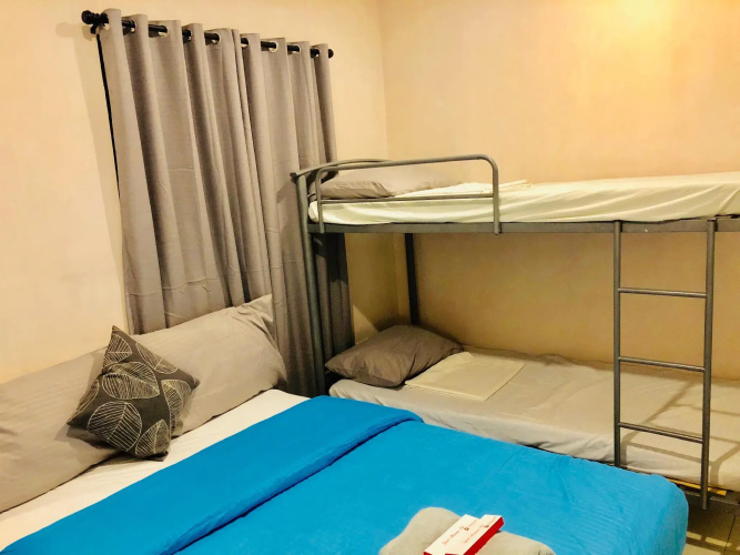 Hometown Hotel Bacolod - Lacson