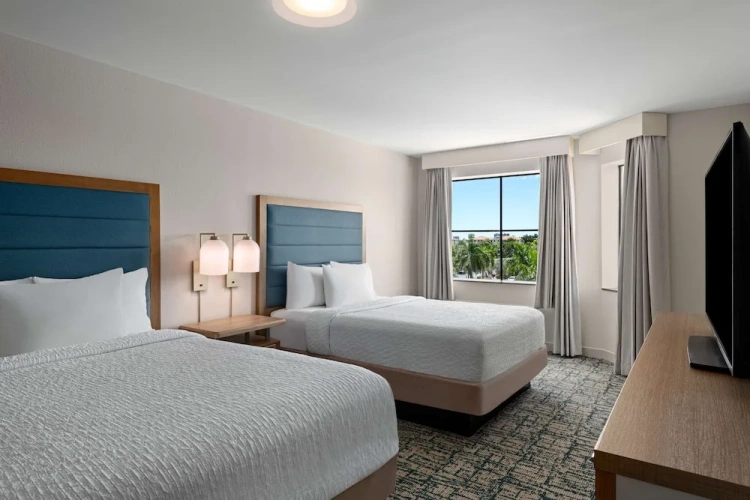1 Bedroom Suite