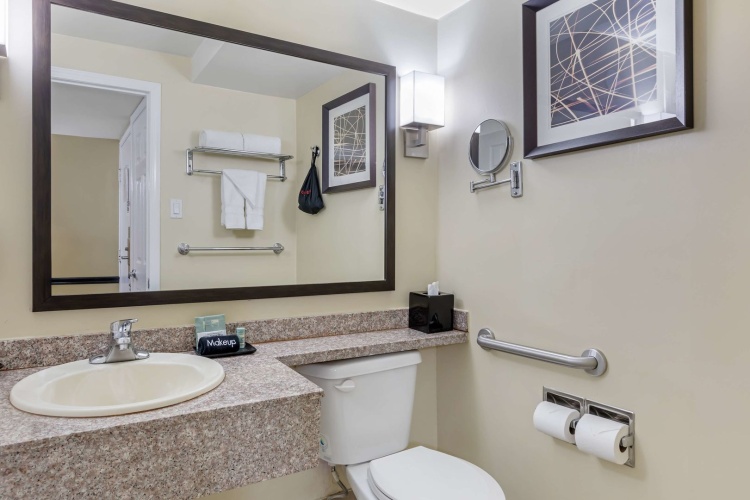 Best Western Canoga Park Motor Inn photo 11