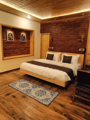 Premium room