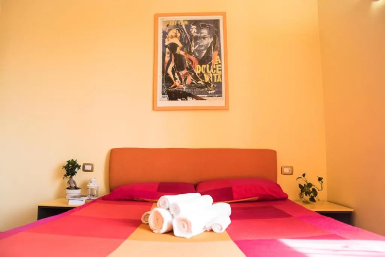 Chat&Chill Vatican Apartment