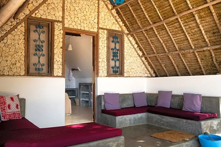 Nur Beach Hotel