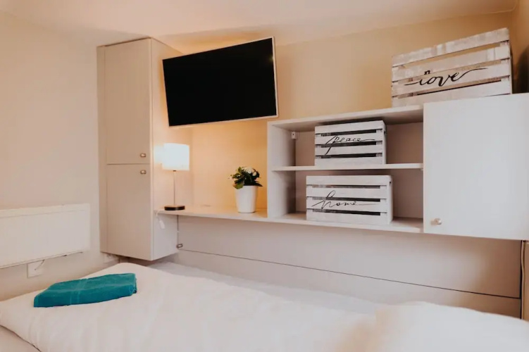 Elite Apartments by the Beach