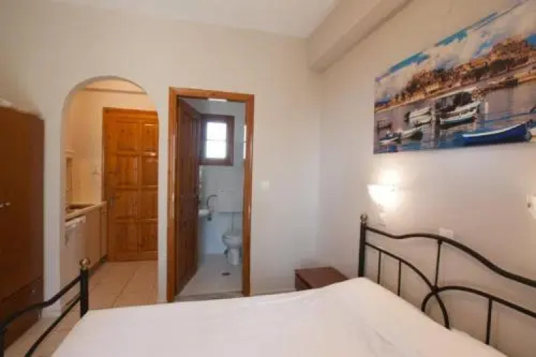 Alexandros Apartments and Studios