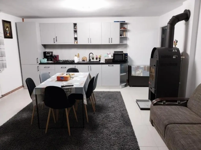 3 Bedrooms Cottage