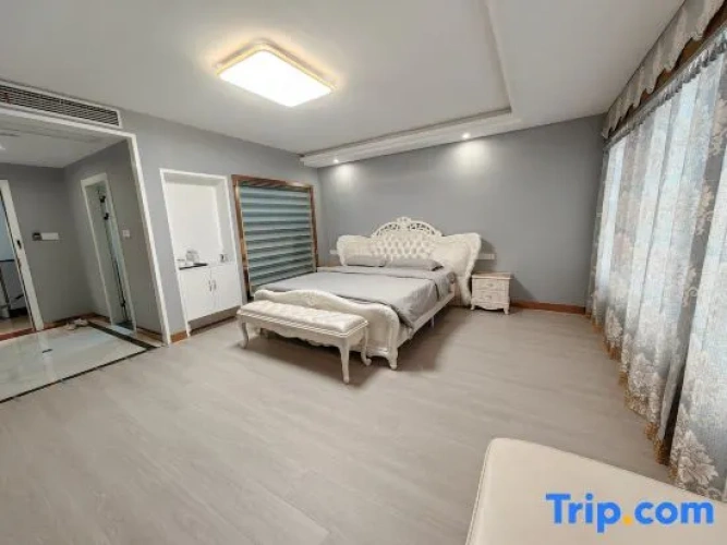 Deluxe Double room with view