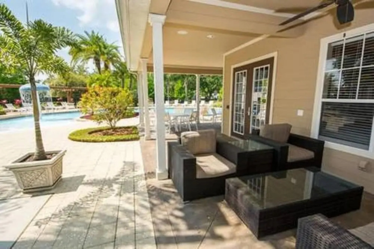 #01 Three Bedroom Townhouse