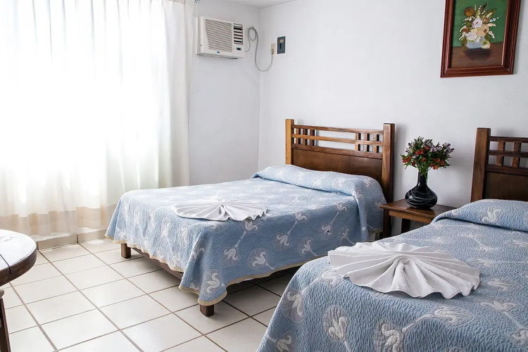 Hotel Vallartasol