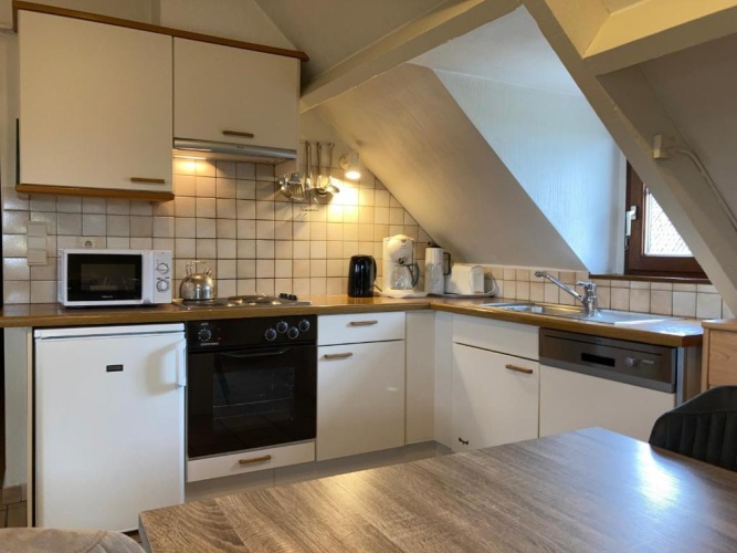 2 Bedrooms Cottage