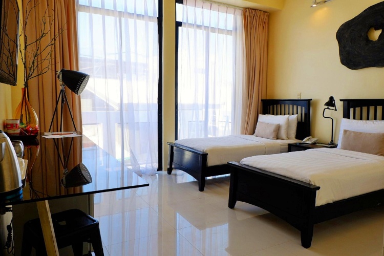 Standard Twin room with balcony