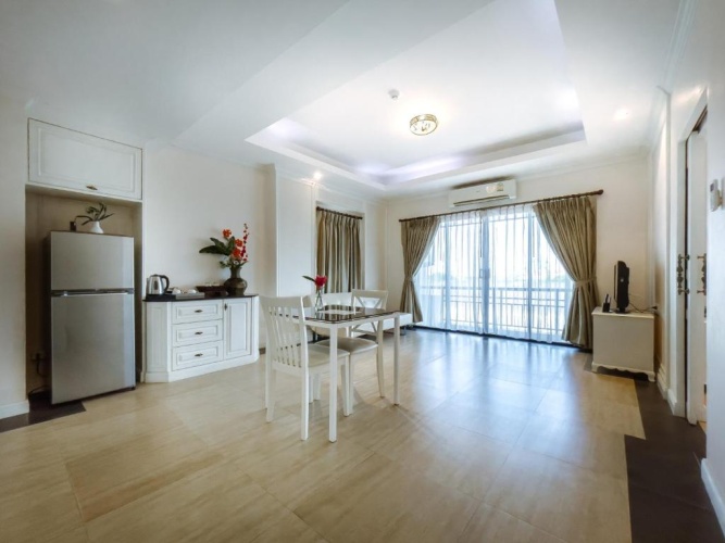 Suite with balcony