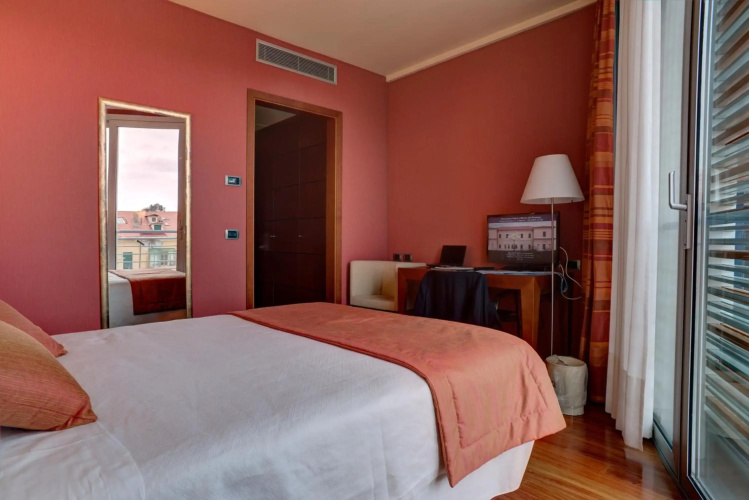 B&B HOTEL Imperia Rossini al Teatro