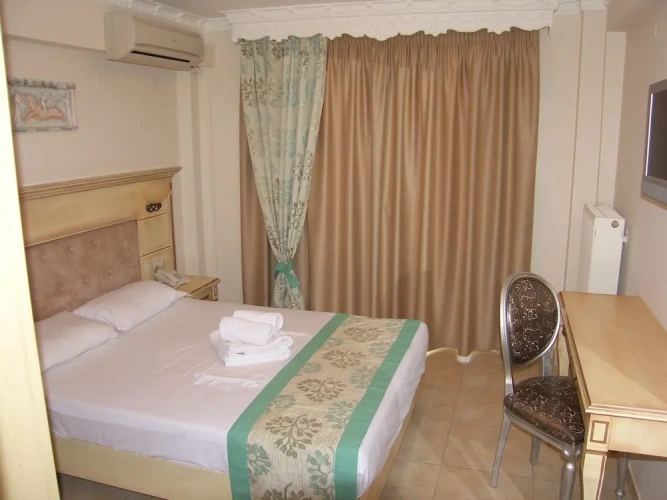 1 Bedroom Economy Double room
