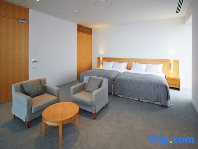 4 Bedrooms Twin Suite with sea view