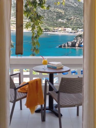 Apartment with sea view