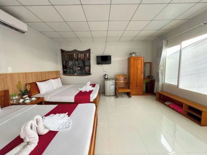 Premium Triple room with garden view