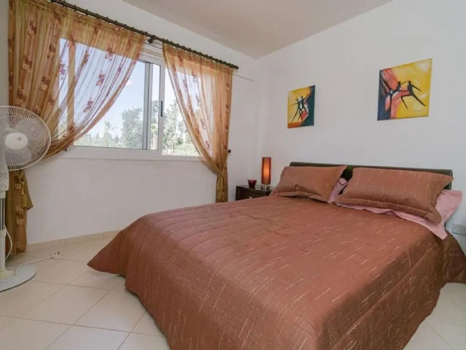 2 Bedrooms Cottage