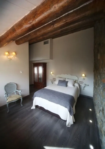Suite with mountain view