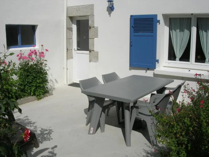 2 Bedrooms Cottage