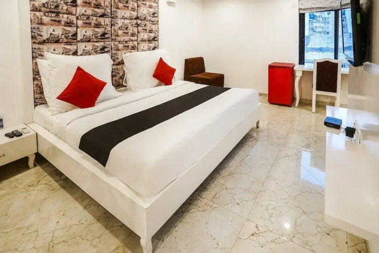 Tribecca Inn by OYO Rooms