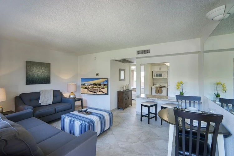 226 Fully Furnished with WiFi by RedAwning