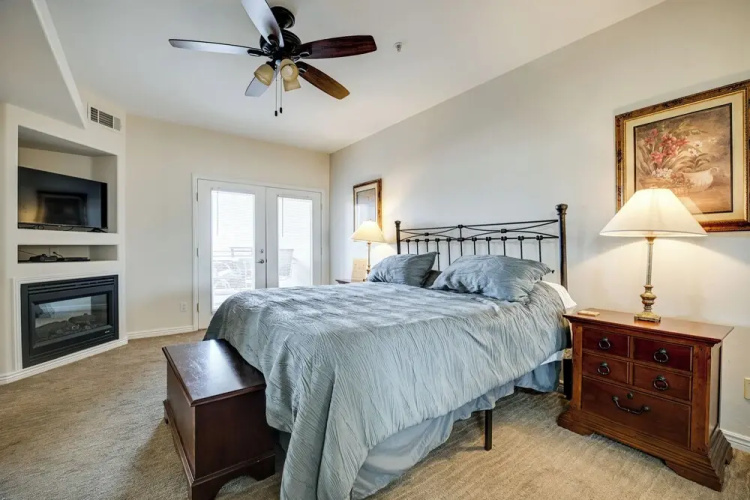 Golf Course Views & Private Deck: Mesquite Condo!