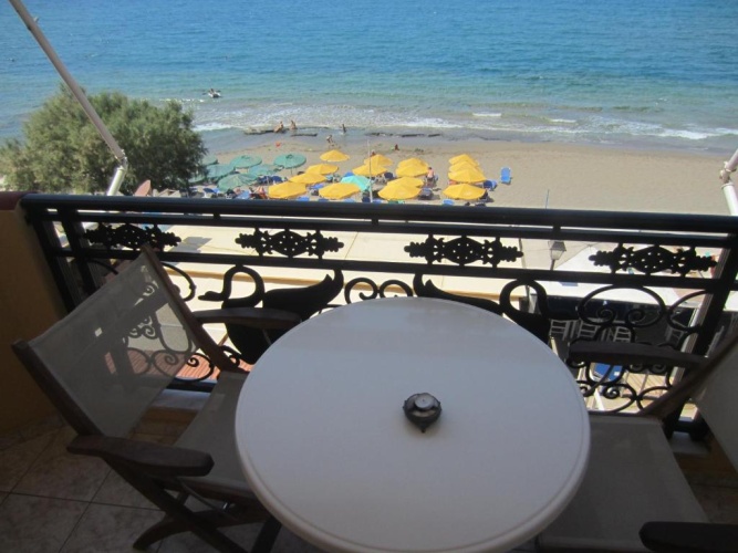 Studio with sea view