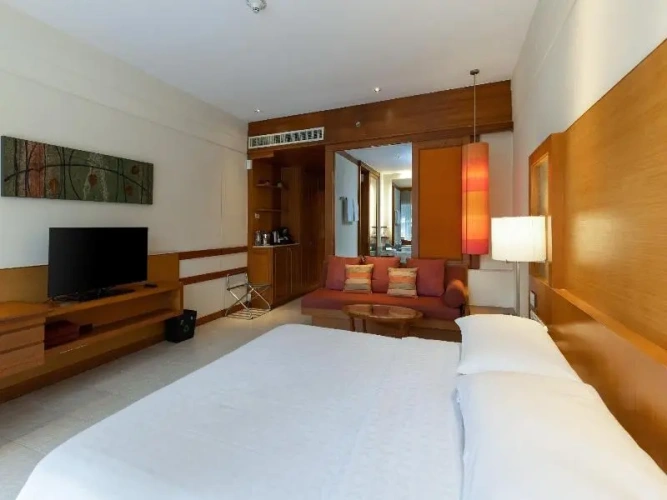 Guest Quadruple room with balcony and with garden view