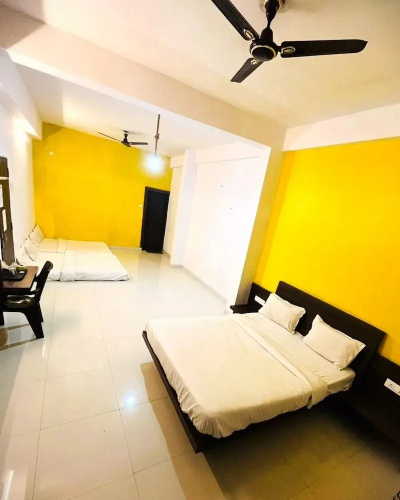 Oyo 22475 Jalsa Guest House