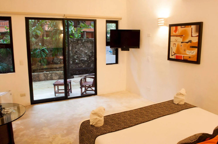 Siesta Fiesta Hotel