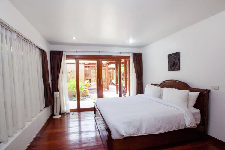 Baan Rengron