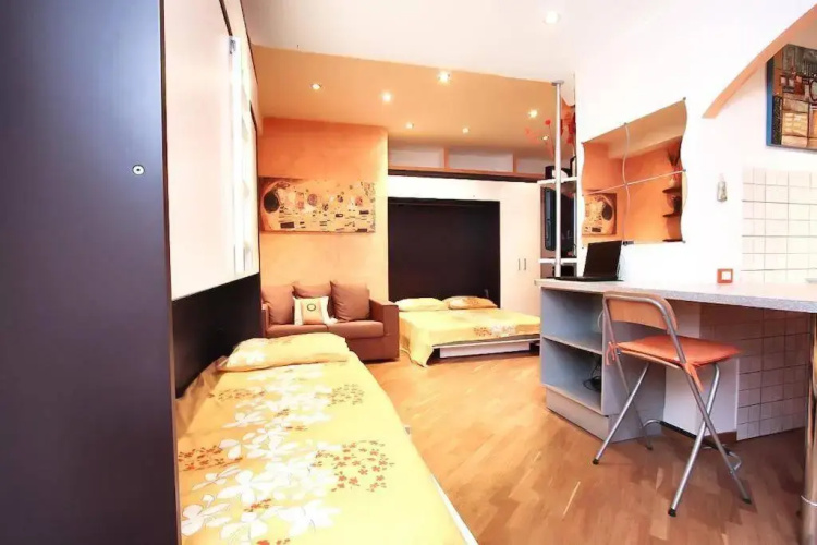 Petite Home in Rome
