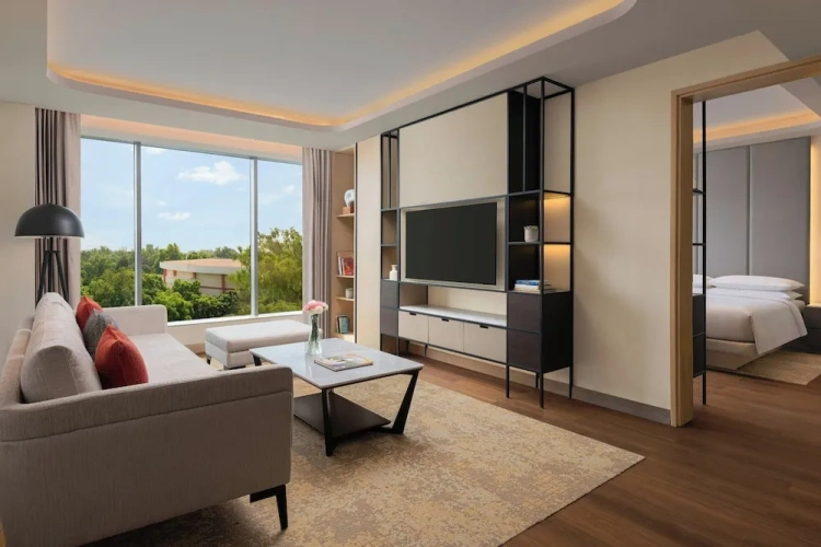 1 Bedroom Apartment with city view