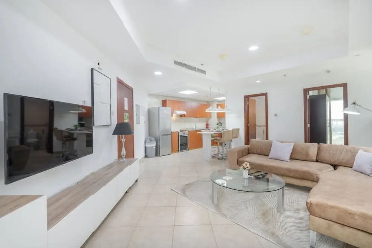Spacious Serene 2 Bedroom in JLT for 4