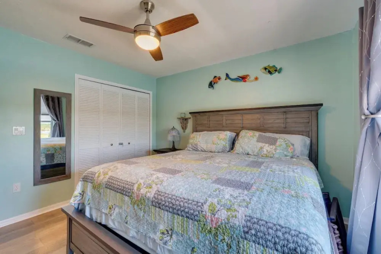 2 Mi to Ocean: Home w/ Pool in Hernando Beach!
